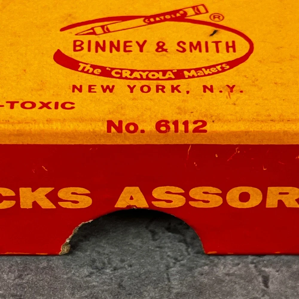 Vintage Binney & Smith An-Du-Septic‎ Dustless Chalk 12 Colors No 6112 USA Made